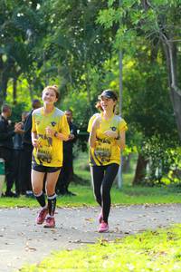BIB: 0412, 0411
                            <button type="button" onclick="openModal(5127784)" class="btn btn-primary btn-sm float-right btn-popup" data-toggle="modal" data-target=".modal-high-quality">
                        <i class="fas fa-shopping-cart"></i> Add to Cart
                    </button>
                                            <button type="button" onclick="isThisMe(5127784, true)" class="btn btn-success btn-sm float-right btn-popup btn-isme hidden" data-toggle="tooltip" data-placement="bottom" title="นี่คือรูปของคุณใช่ไหม คลิกที่นี่เพื่อเอาเข้าอัลบั้ม">
                        <i class="fas fa-plus"></i> Add to album
                    </button>
                    <button type="button" onclick="isThisMe(5127784, false)" class="btn btn-warning btn-sm float-right btn-popup btn-isnotme hidden">
                        <i class="fas fa-ban"></i> Remove from album
                    </button>
